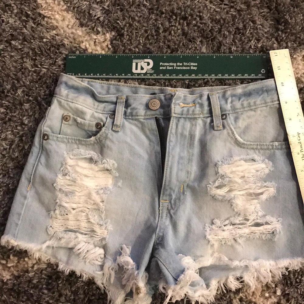 Blue Jean shorts - Picture 4 of 4